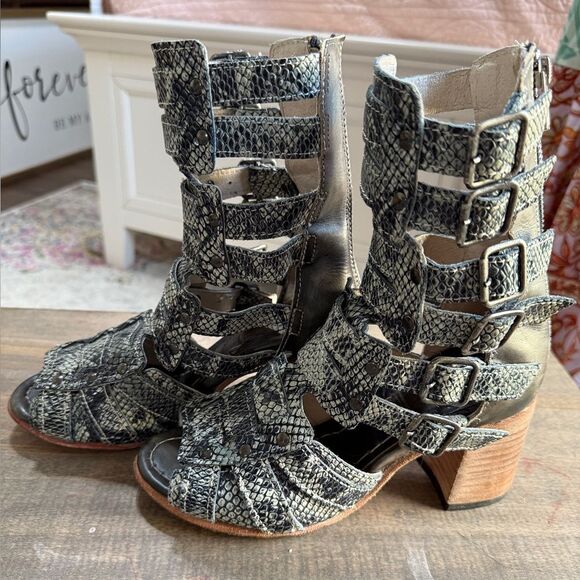 FREEBIRD Zane in Green Snake Multi - Picture 2 of 4